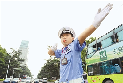 鄭州持續悶熱 今或迎來一場陣雨