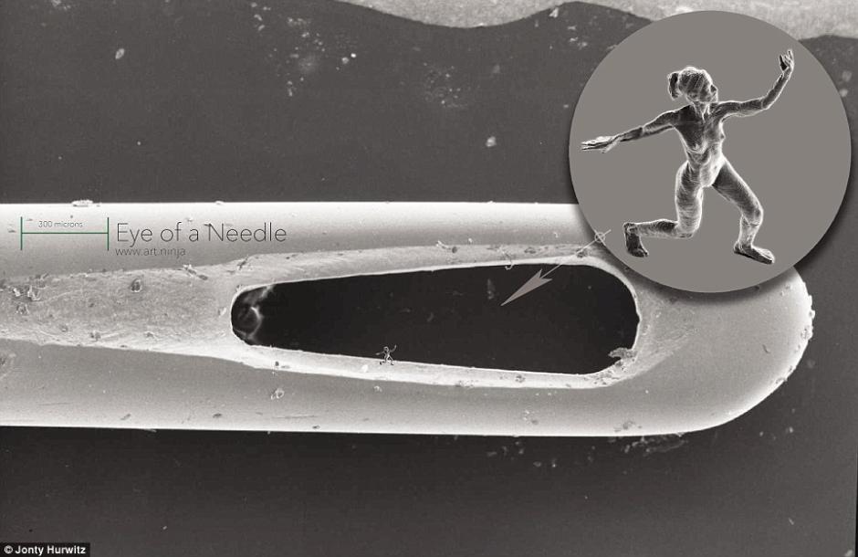 微雕藝術家3D打印納米雕塑 大小只有頭發絲一半寬