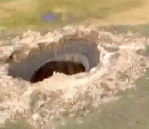 俄羅斯發現長約80米巨坑外界猜測系外星人所為