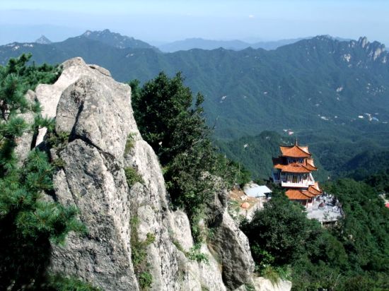 山雄水俊洛陽白云山 古都里的人間仙境